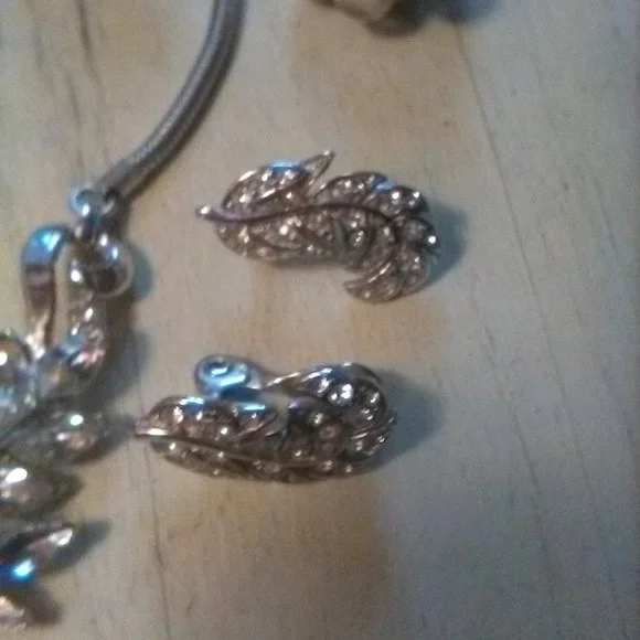 Lot of Vintage / Antique Jewelry for Rehabilitation - Picture 7 of 16